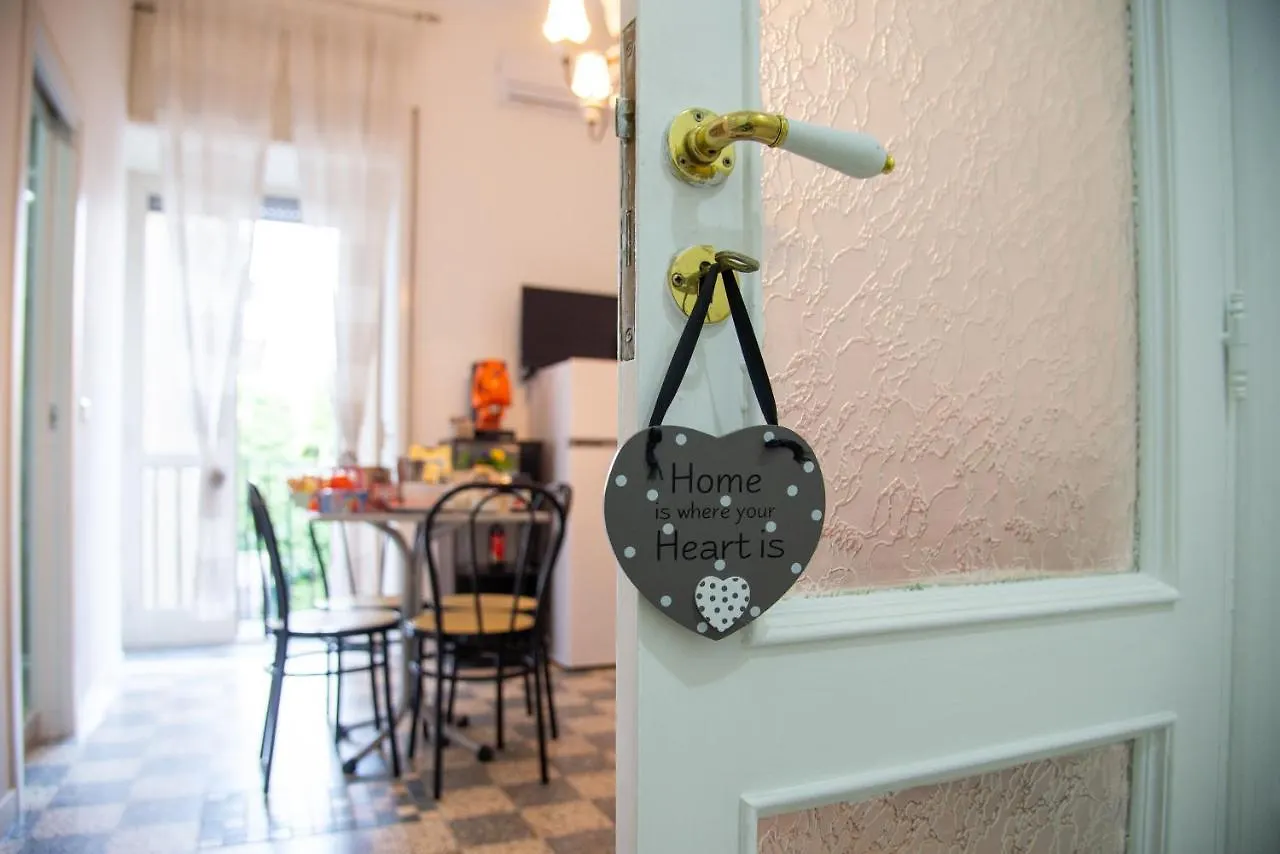 Domus Anticaglia By Domusextra Apartment Naples
