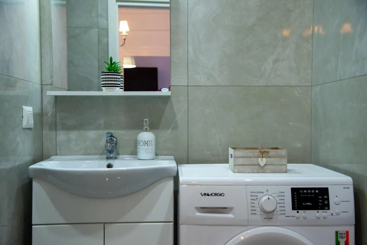 Domus Anticaglia By Domusextra Apartment Naples Italy