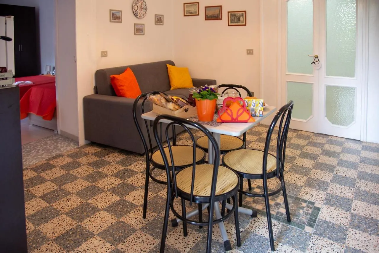 Domus Anticaglia By Domusextra Apartment Naples Italy