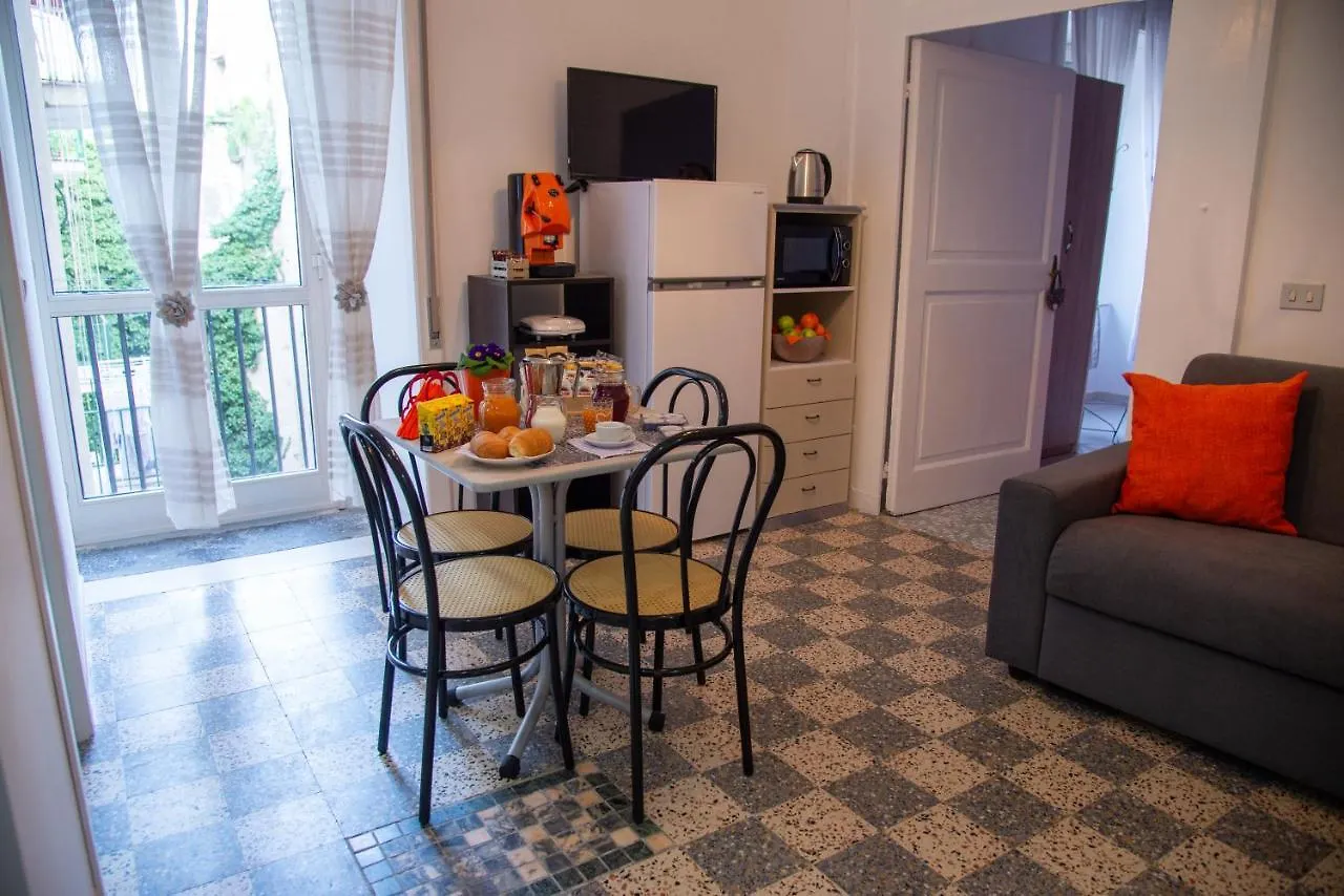 Domus Anticaglia By Domusextra Apartment Naples